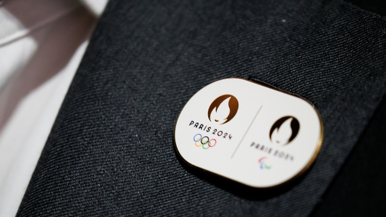 20 minutes: Брижит Макрон, парикмахерская и сайт знакомств —  какие ассоциации вызвал в соцсетях логотип Олимпиады-2024 