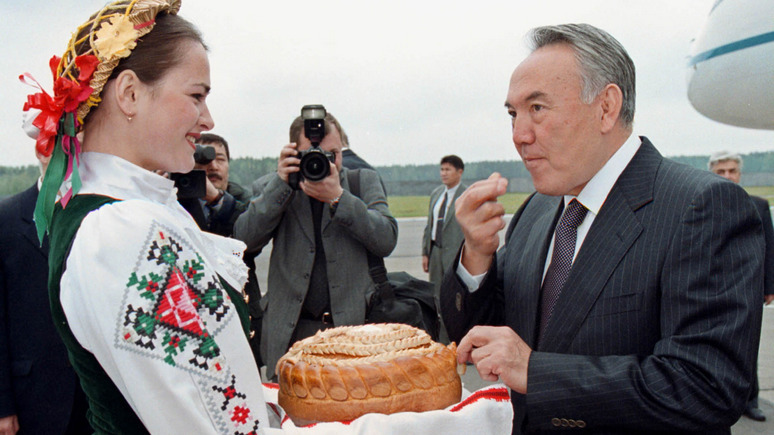 Nur.kz: Назарбаев уже договорился с Путиным и Зеленским об их возможной встрече