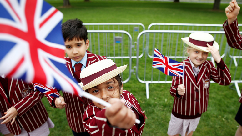 Independent: в Великобритании хотят ввести гендерно-нейтральную школьную форму 