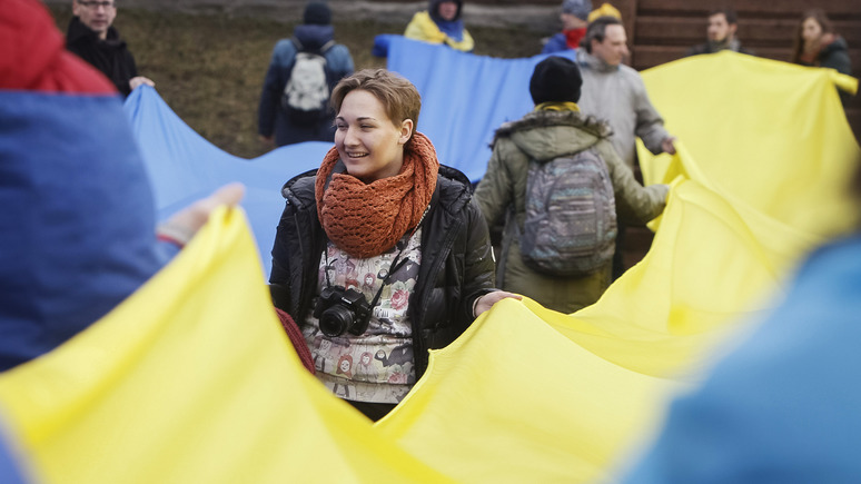 Вести: украинские эксперты выступили против обучения иностранцев на русском языке