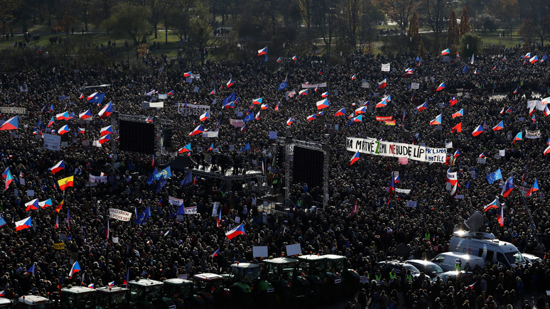 Das Erste: через 30 лет после «бархатной революции» в Чехии снова протесты