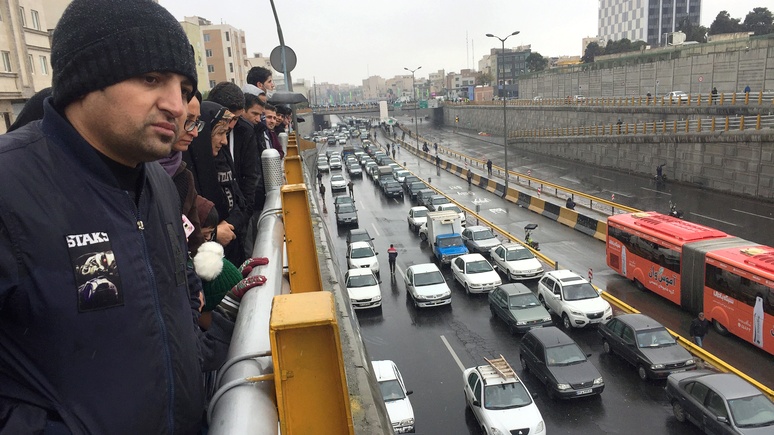 DM: «преступники и саботажники» — Тегеран нашёл в протестах против повышения цен на бензин след иностранных врагов 