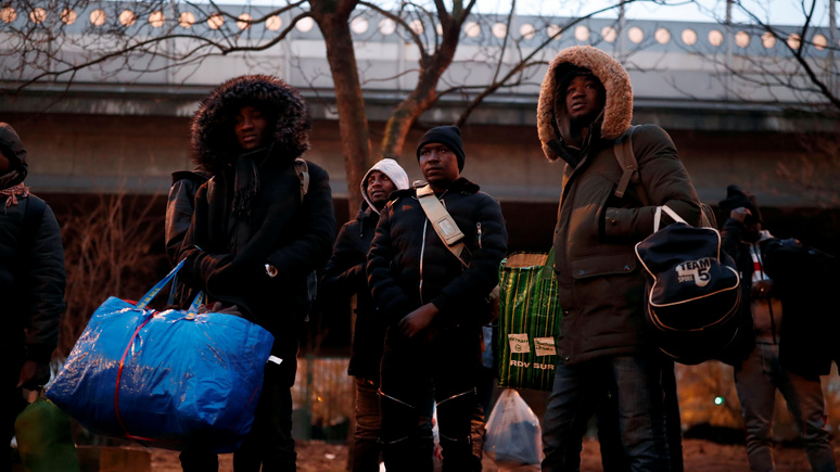 Le Monde: Франция стала европейским лидером по числу просителей убежища