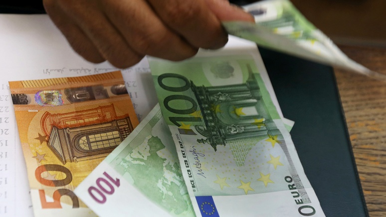 WSJ: в Евросоюзе задумались о новом органе по борьбе с отмыванием денег