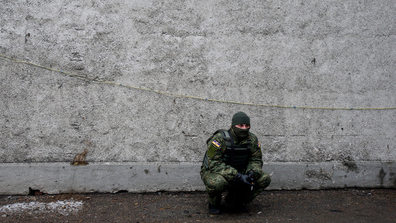 «Построить стену и жить дальше»: на Украине рассказали о «плане Б» по Донбассу