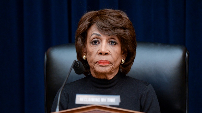 Максин Уотерс: если Трампа не убрать, он пригласит Путина в Белый дом