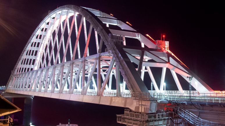 WSJ: железнодорожный мост в Крым — головная боль для Зеленского и укрепление российских позиций