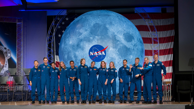 L'Express: «наверстали упущенное» — почти половину нового выпуска астронавтов NASA составили женщины