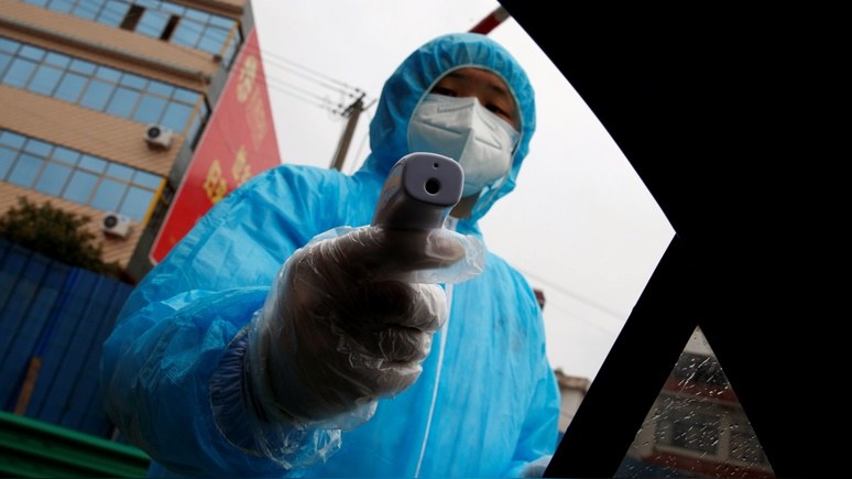 AT: в магазин по одному и лотерея масок — для сдерживания коронавируса в Китае все средства хороши