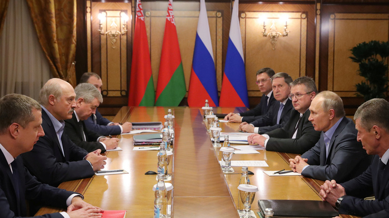 NYT: «норовистый союзник» — Путин и Лукашенко обсудили поставки нефти и газа