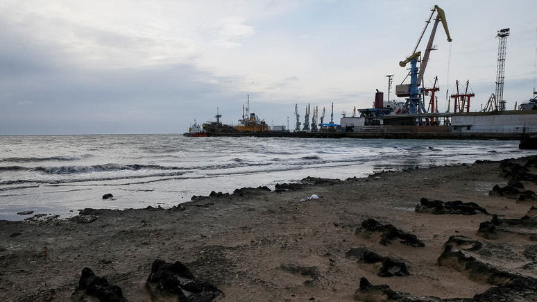 Корреспондент: Украина продаст три черноморских порта из-за их убыточности