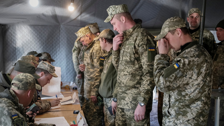 СТРАНА: украинских офицеров запаса после военной кафедры будут забирать в армию