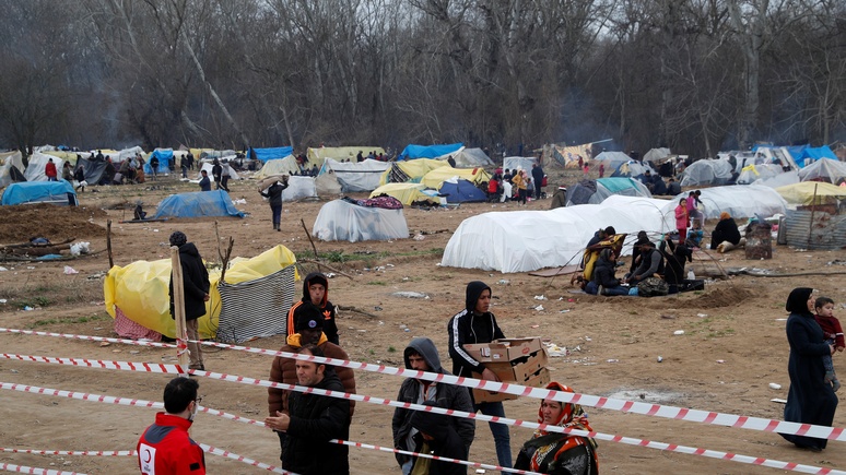 Daily Mail: из-за потока мигрантов на границе Турции и Греции могут появиться «джунгли» Кале