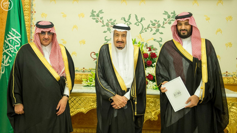 Guardian: наследный принц Саудовской Аравии в борьбе за власть арестовал двух родственников короля