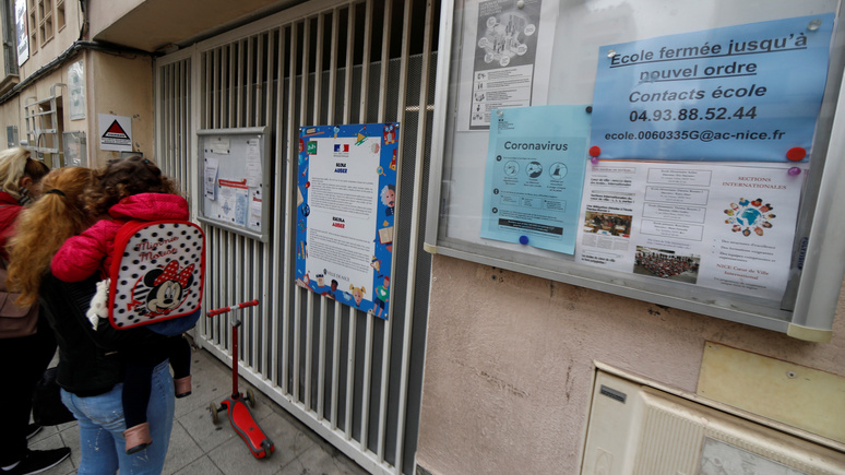 Le Monde: во Франции за сутки выявили более 800 новых случаев заражения коронавирусом