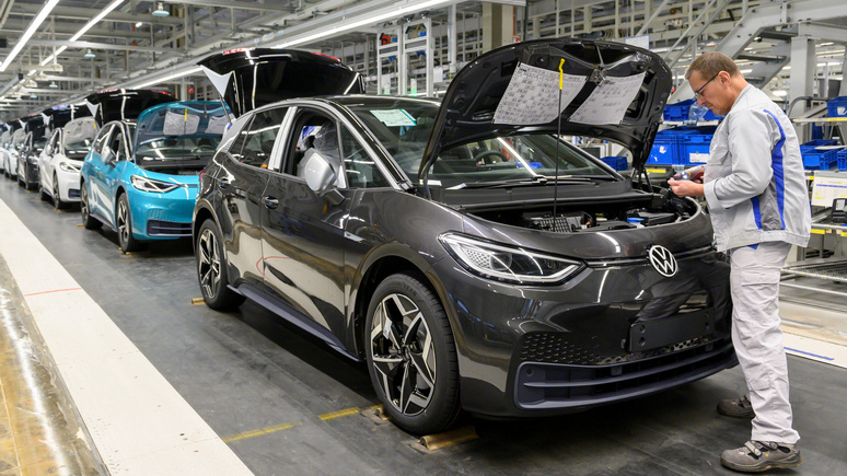Das Erste: Volkswagen приостанавливает работу на своих европейских заводах