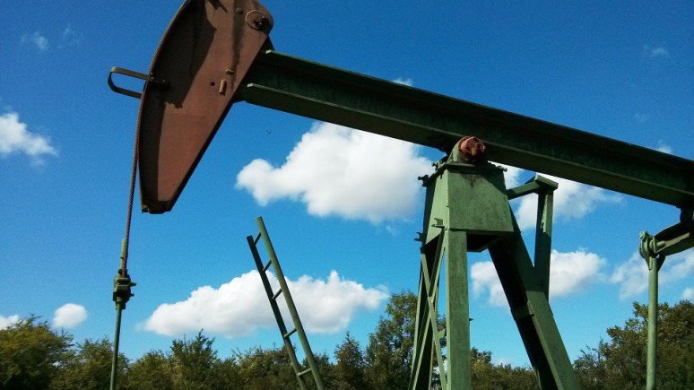 Time: «нефтяная война» рано или поздно закончится — и производство сланцевой нефти в США возобновится