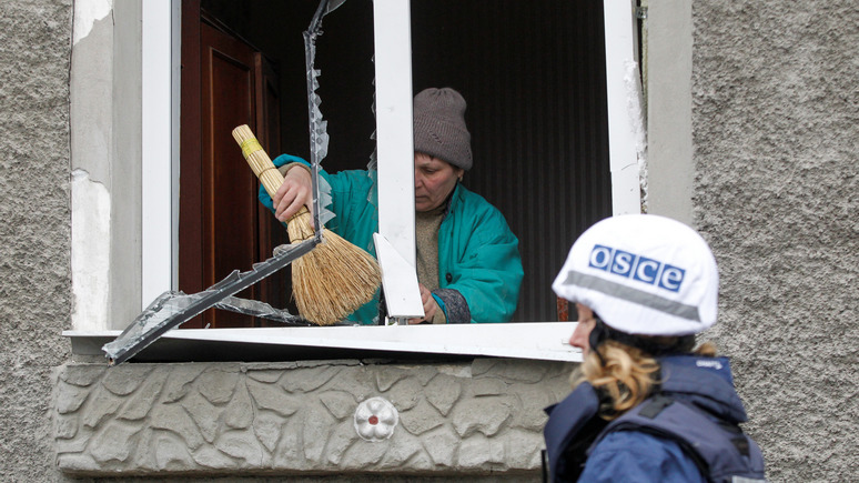 112: Украина попросит международные организации отправить в Донбасс гуманитарную помощь