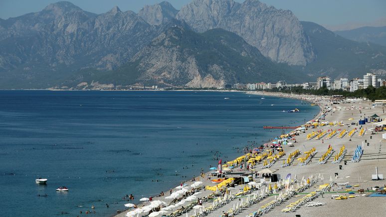 Daily Sabah: туристический сезон в Турции отложен до конца мая