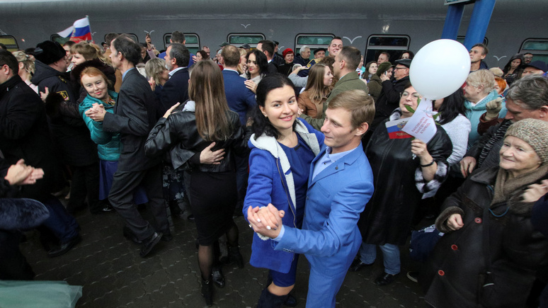 FA: «в Россию с любовью» — большинство крымчан по-прежнему довольны воссоединением с Москвой
