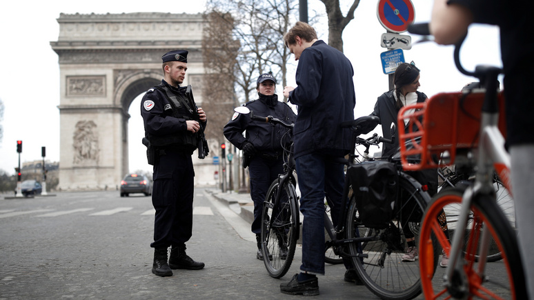 Le Figaro: штрафуют — более полумиллиона французов поплатились за нарушение режима карантина