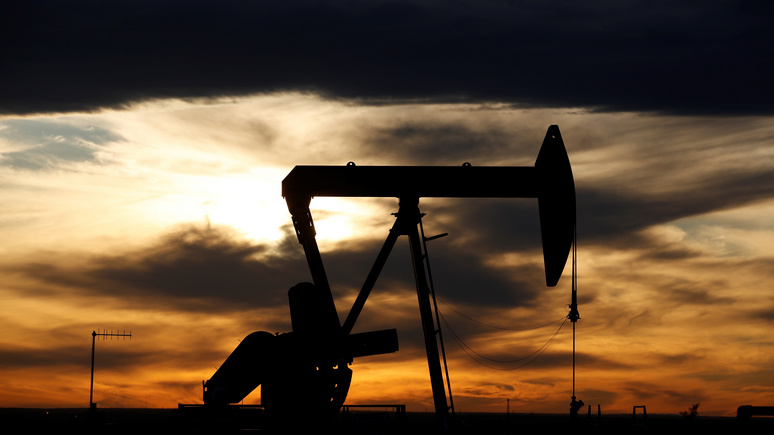 Haaretz: Москва и Эр-Рияд продолжают борьбу на нефтяном рынке несмотря на официальное «перемирие»