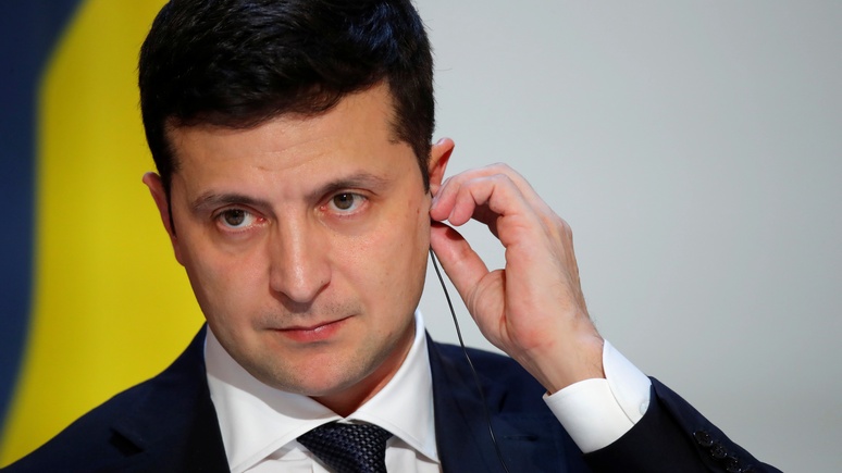 El País: «над Украиной навис призрак банкротства» — Зеленский попросил помощи у Европы