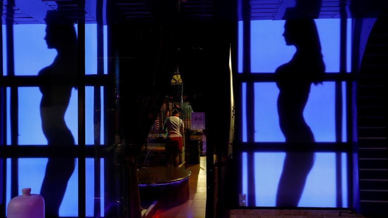 SRF: из-за пандемии тысячи таиландских проституток остались без работы