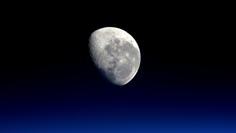 Reuters: США не собираются делиться лунными ресурсами с Россией