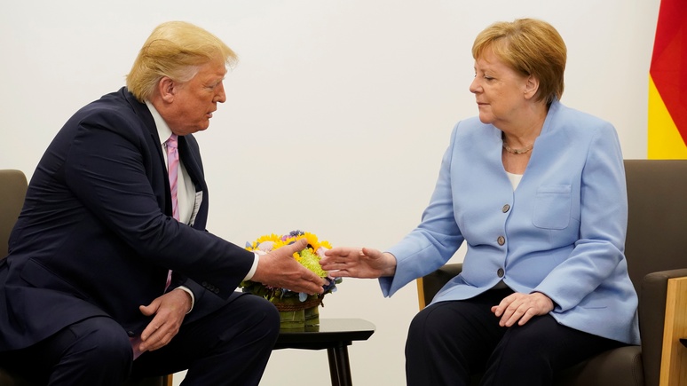 FAZ: Трамп не сомневается — Меркель видит в США лидера по борьбе с COVID-19