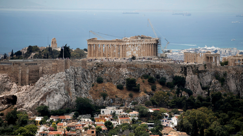 Guardian: ради вида на Акрополь афинской гостинице приказали снести два этажа
