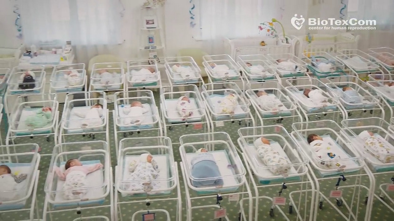 УП: почти полсотни младенцев, рождённых украинками для иностранцев, оказались заперты в киевском отеле