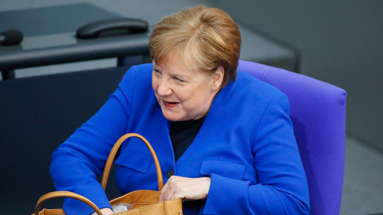 Отвлекающий манёвр: DWN объяснила, почему Меркель вспомнила о «гибридной войне» с Россией 