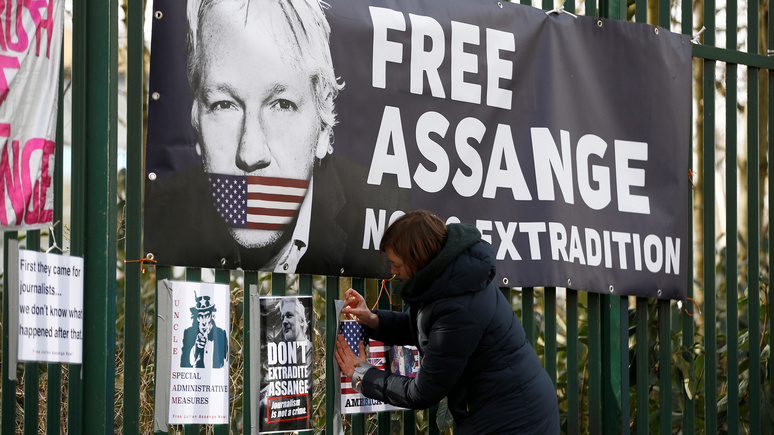 WSWS: рассекреченные документы «российского дела» подтвердили, что доказательств сотрудничества Wikileaks с Москвой нет