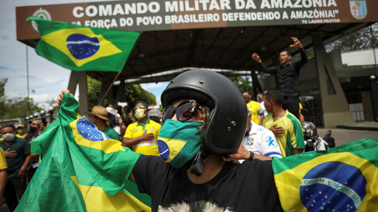 SVT: в Бразилии «политический хаос» задвинул коронавирус на второй план