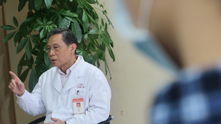 Китайский эксперт: из-за отсутствия иммунитета население КНР всё ещё уязвимо ко второй волне COVID-19