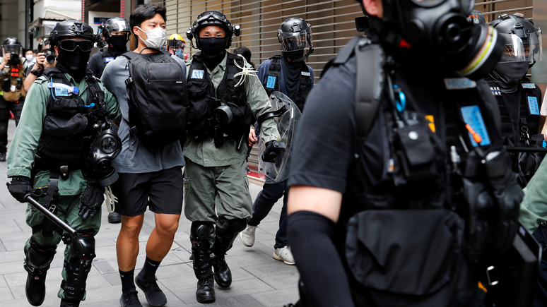 Guardian: остановить насилие и восстановить порядок — Пекин задействует в Гонконге силы разведки
