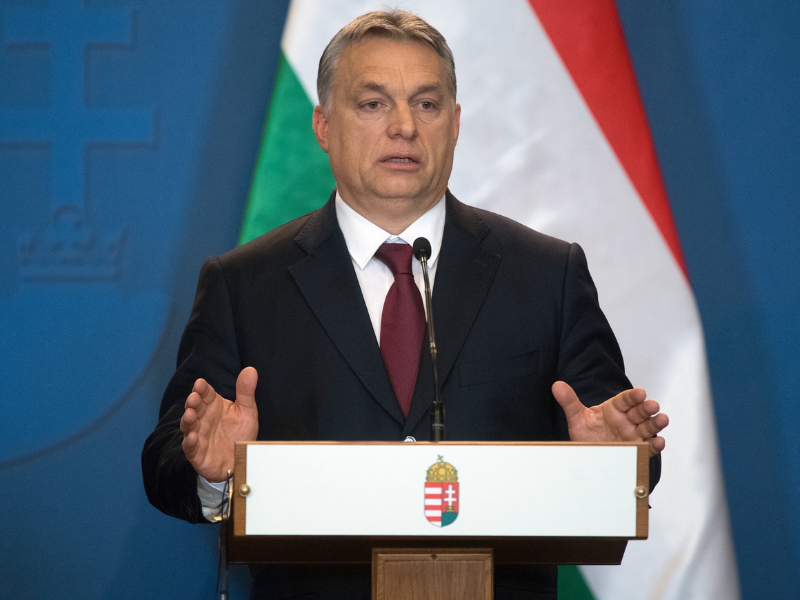 "Спасём христианскую Европу!": Виктор Орбан вновь стал премьер-министром Венгрии