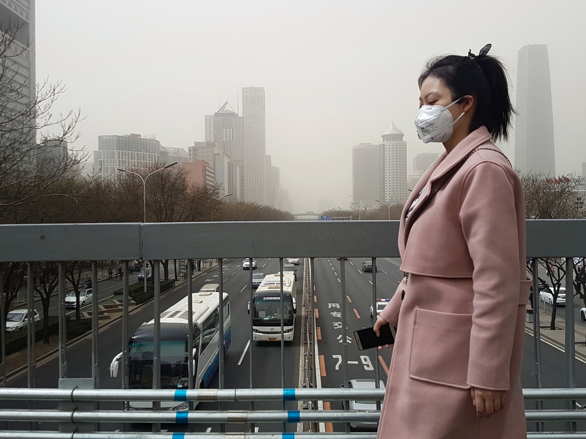 Самый большой очиститель воздуха в мире появился в Китае. Да, им точно надо