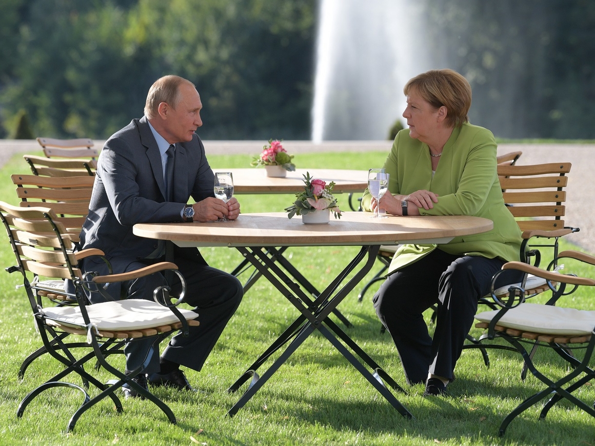 Путин и Меркель в Мезеберге – о чём говорили лидеры России и Германии