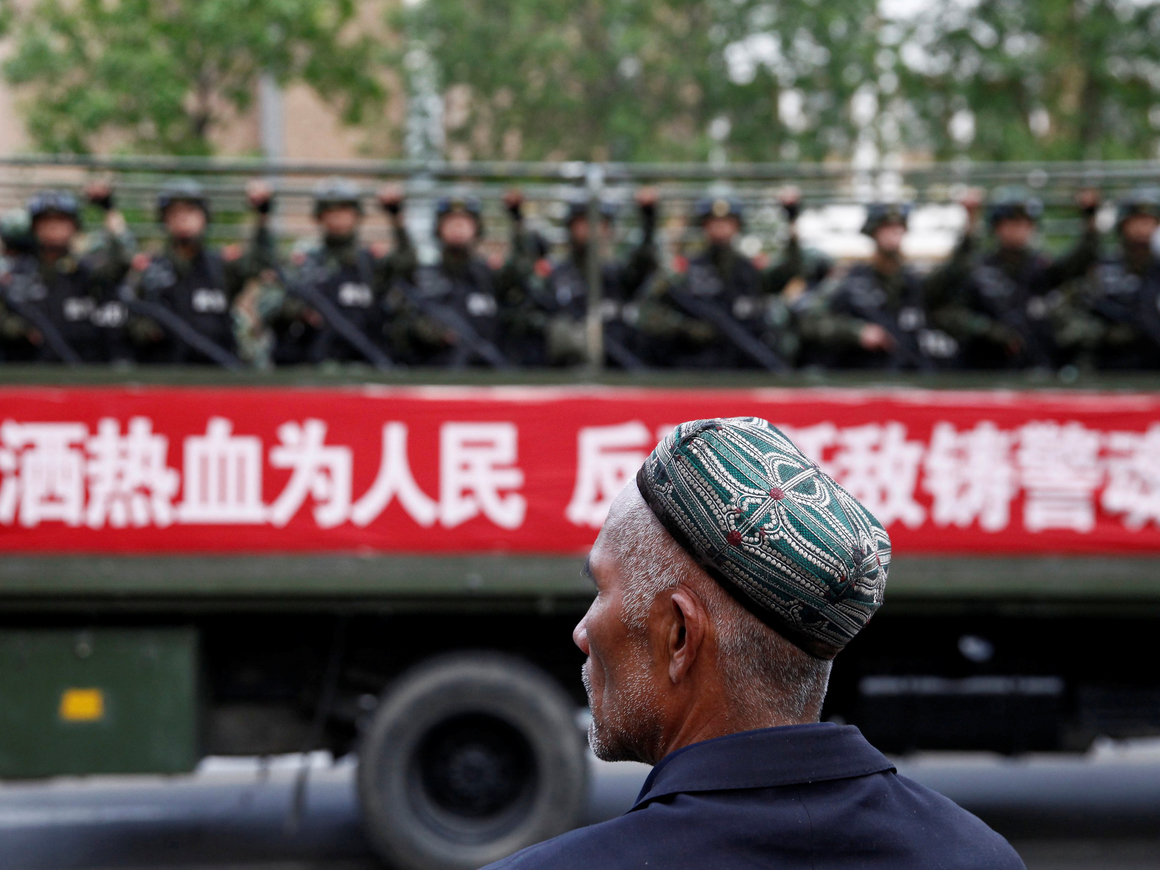 Антихаляльный Китай: из КНР постепенно выживают мусульман