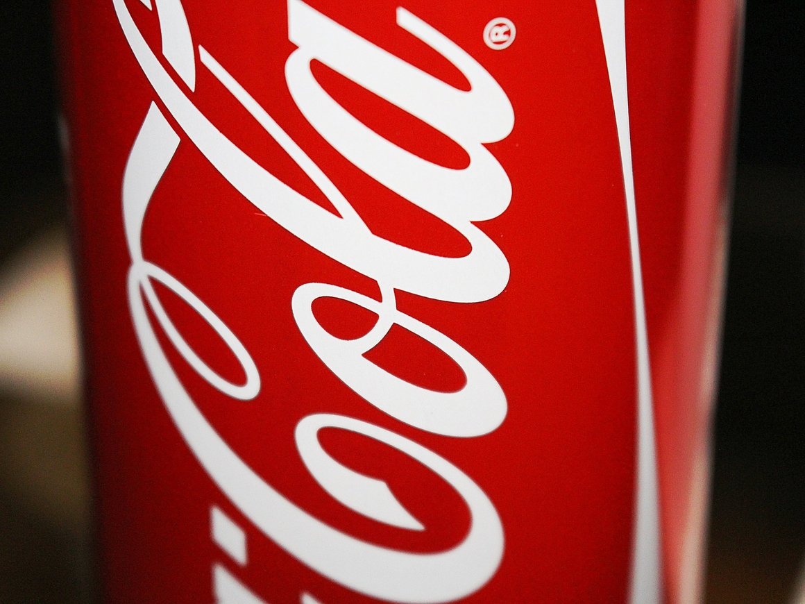 "Привет, смерть": Coca-Cola хотели поиграть в оригинальность, но проиграли