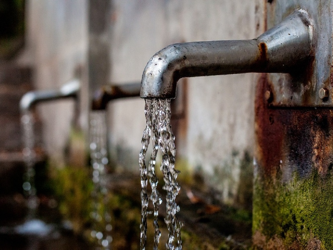 В Индии кончается питьевая вода. Как так получилось и что теперь делать?