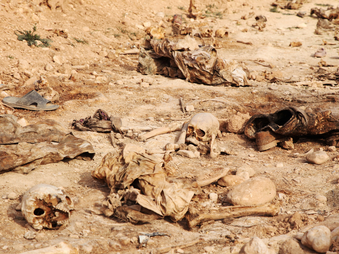 ООН нашла в Ираке 200 массовых захоронений. Винят Исламское государство
