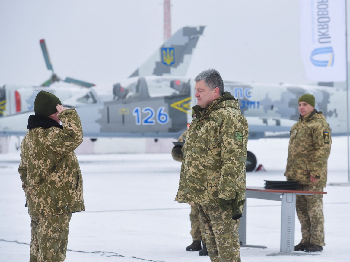 Украина ввела военное положение и собирает резервистов. Значит, завтра война?