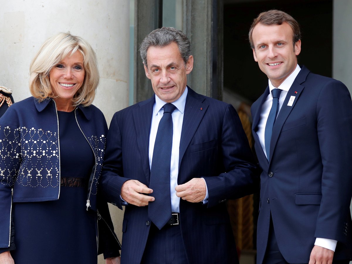 Эмманюэль Макрон призвал на борьбу с "жилетами" бывшего президента Франции