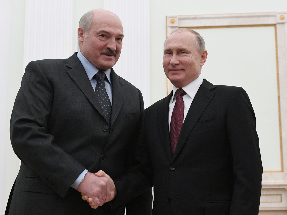 Предновогодние встречи Путина и Лукашенко: важные вопросы и картоха