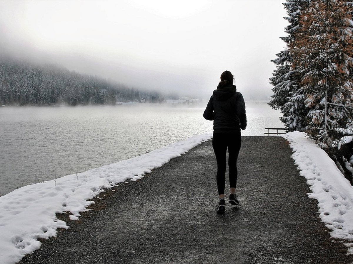 Три преимущества упражнений на свежем воздухе зимой