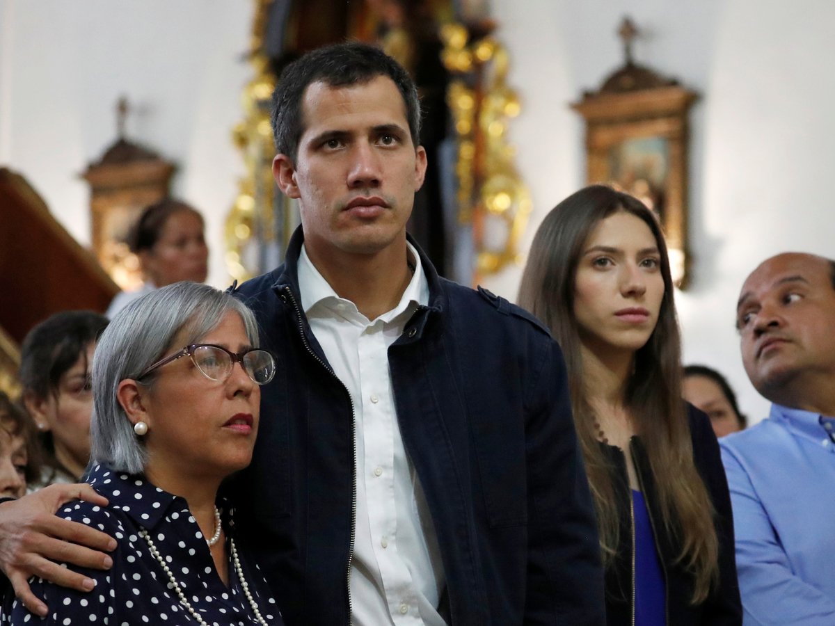 Верховный суд Венесуэлы запретил Хуану Гуайдо выезжать из страны. США разберутся