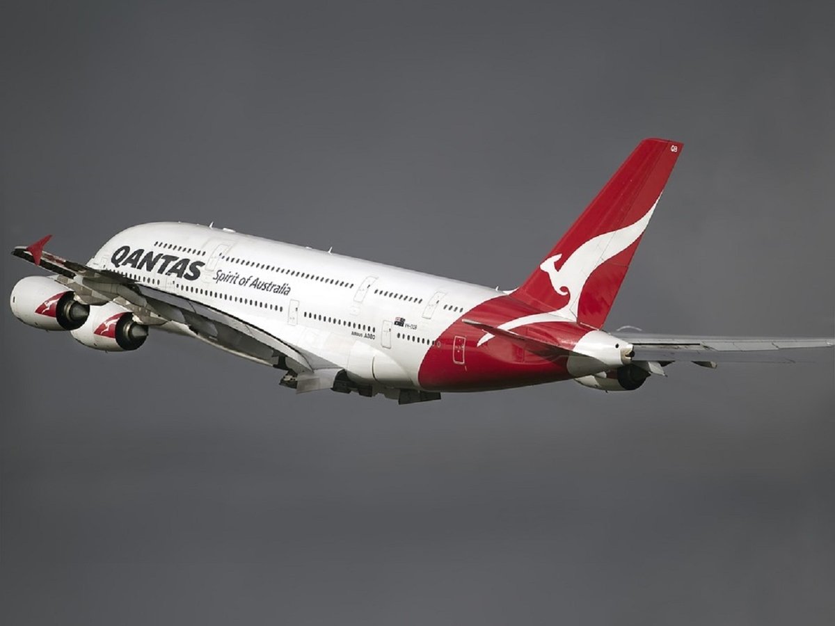 Маленький конкурент старейшей авиакомпании Австралии получил совет от её гендира